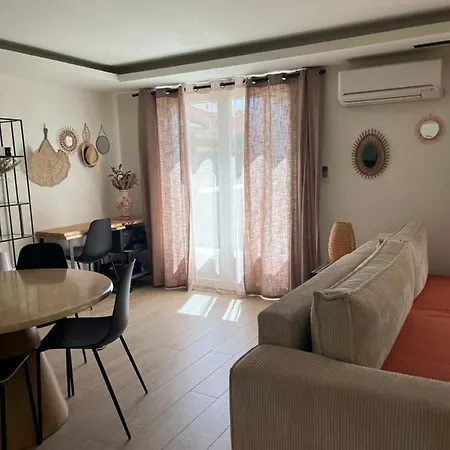 Avec Jardin, Presqu'ile De Giens Apartment *