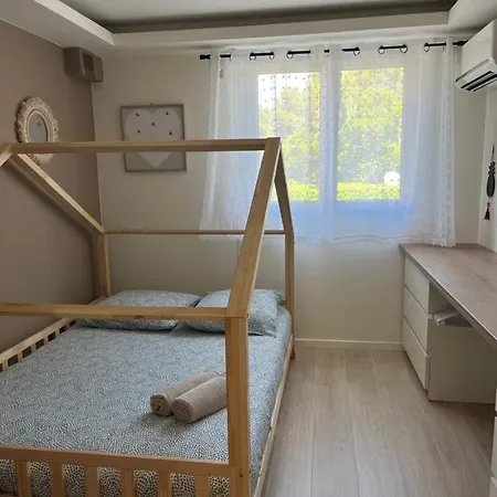 Avec Jardin, Presqu'ile De Giens Apartment *