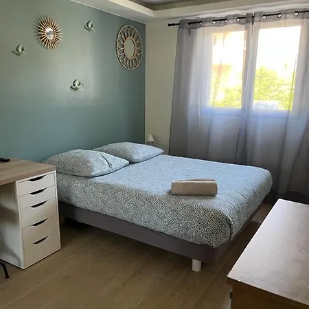 Avec Jardin, Presqu'ile De Giens Apartment *